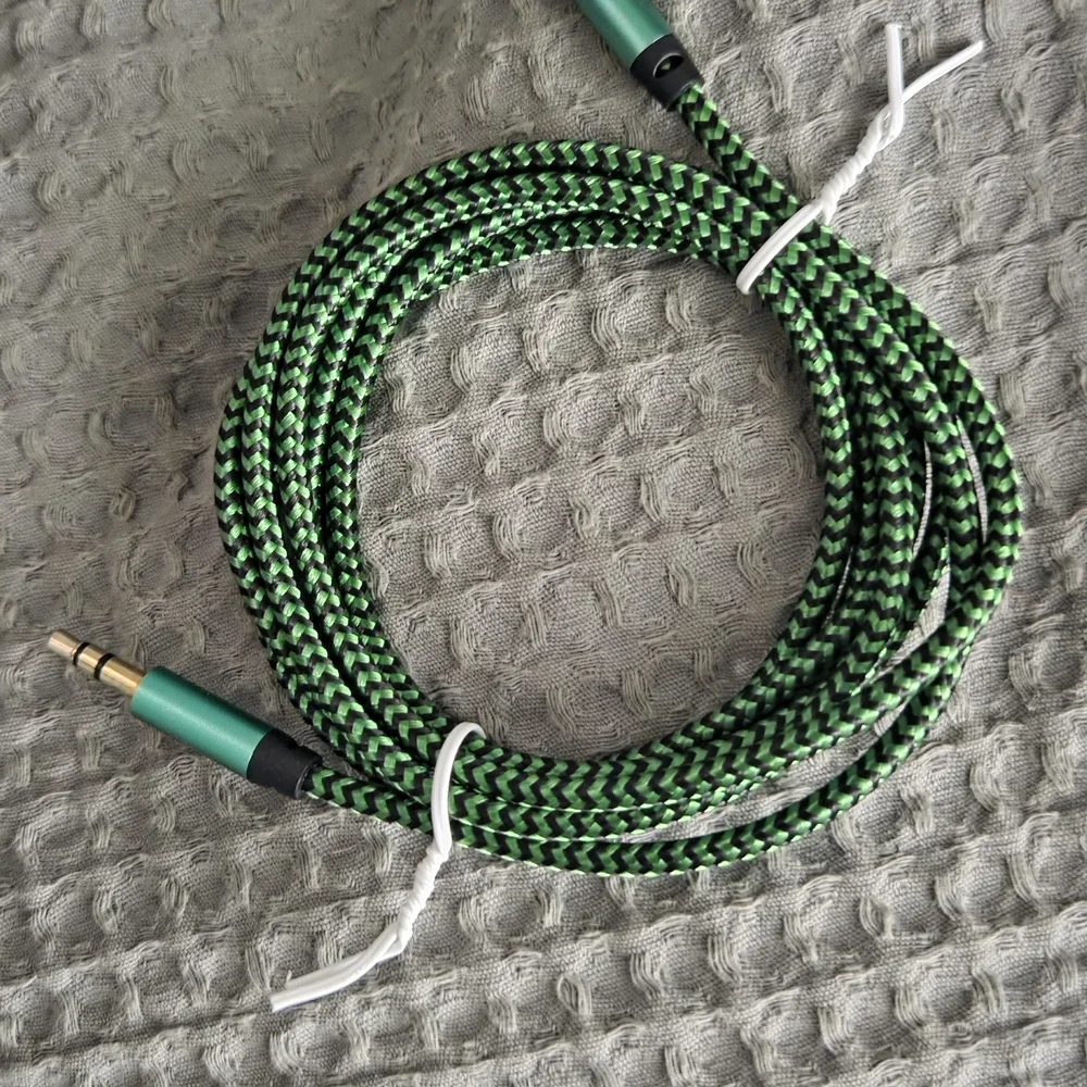 Braided 3.5mm Auxiliary Audio Cable — Blue, Green, Purple, Pink